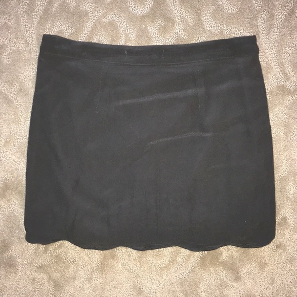 Impeccable Pig grey scalloped button down skirt - Picture 2 of 2